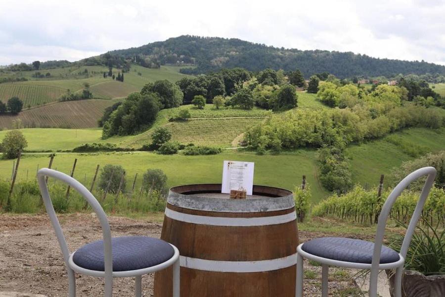 Cascina Angelina Villa Casteggio Luaran gambar